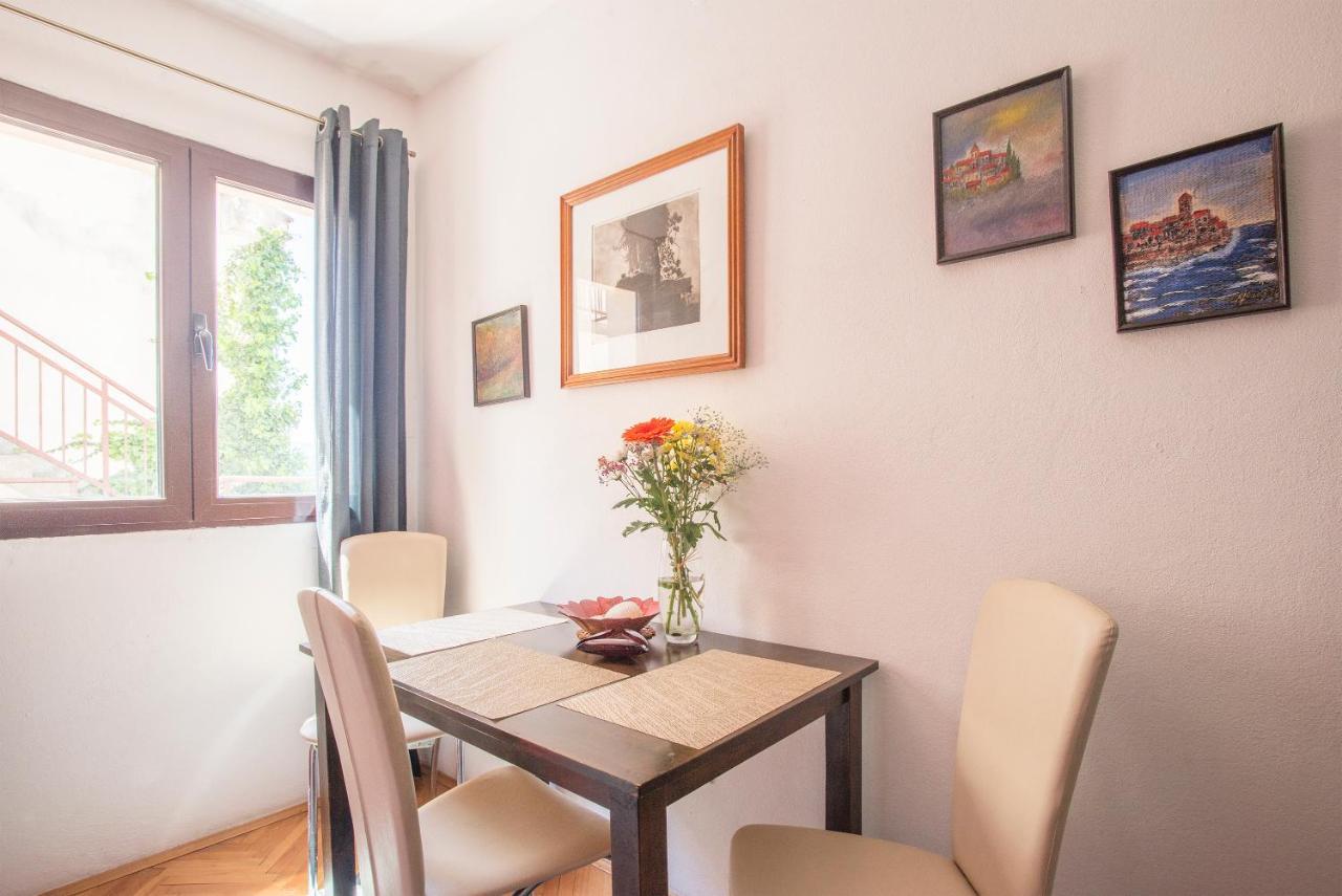 Apartments Maxhit Tivat Eksteriør billede
