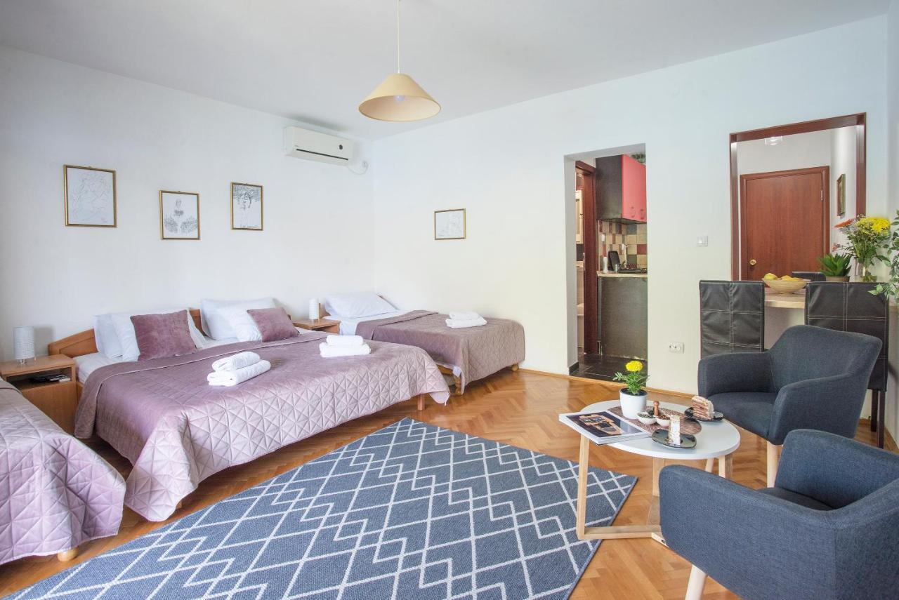 Apartments Maxhit Tivat Eksteriør billede