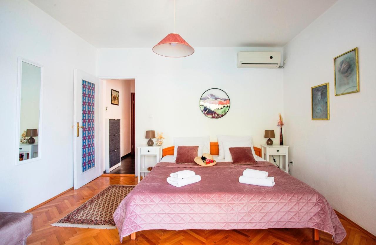 Apartments Maxhit Tivat Eksteriør billede