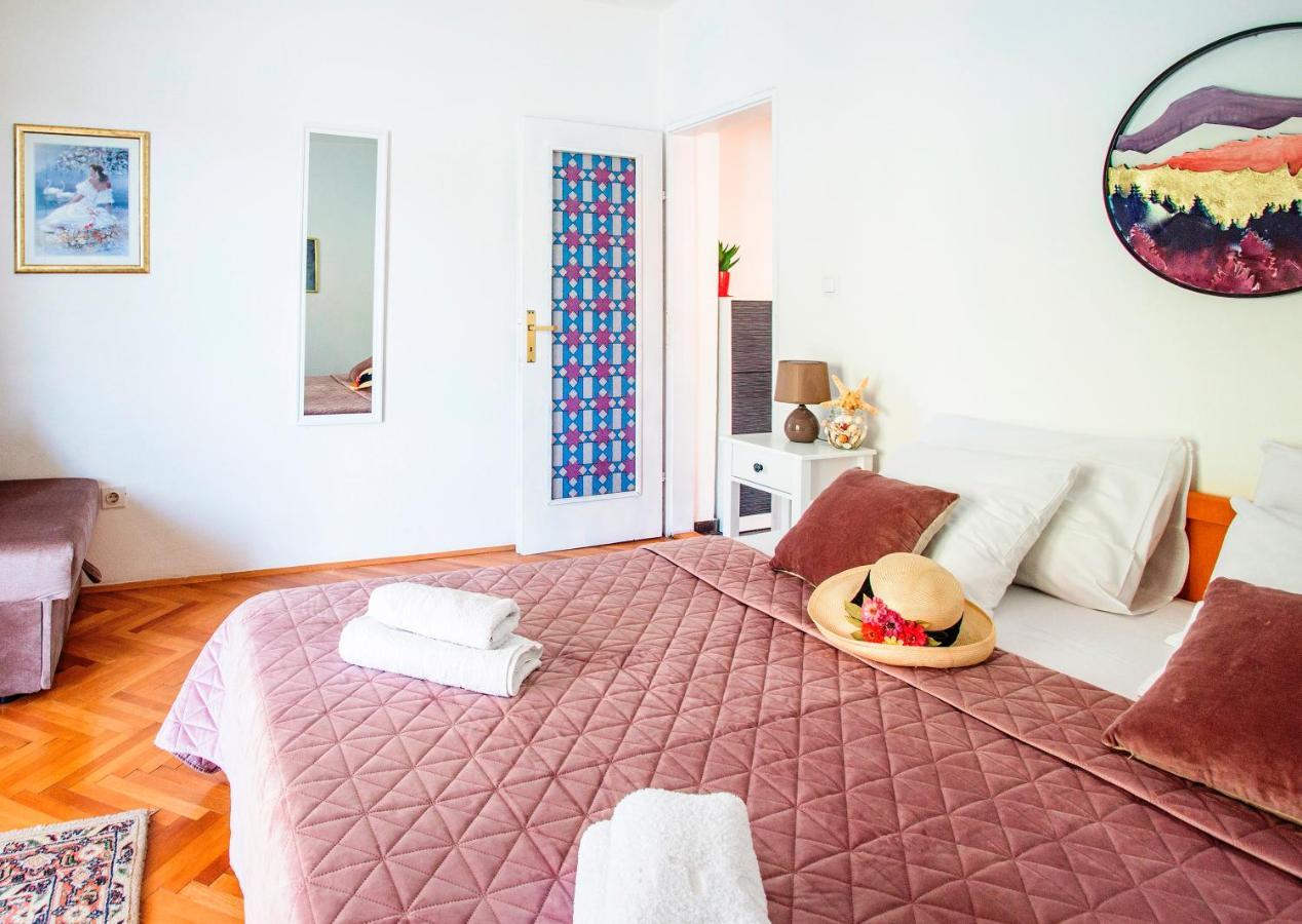 Apartments Maxhit Tivat Eksteriør billede