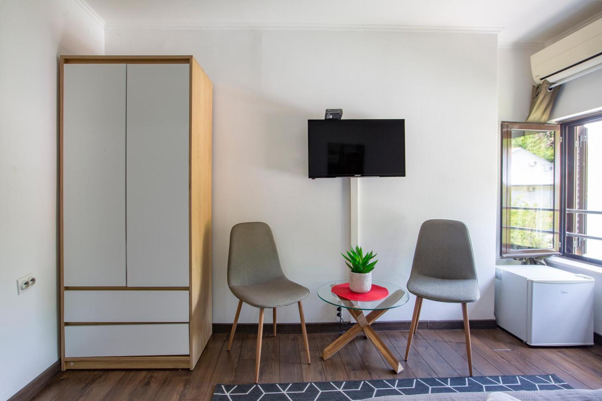 Apartments Maxhit Tivat Eksteriør billede