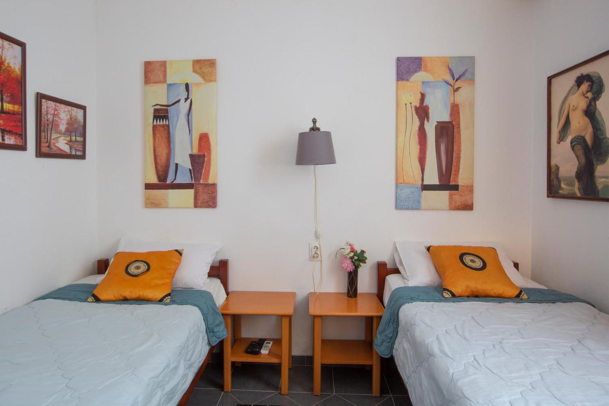 Apartments Maxhit Tivat Eksteriør billede